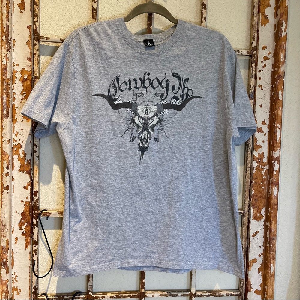Cowboy up tshirt M